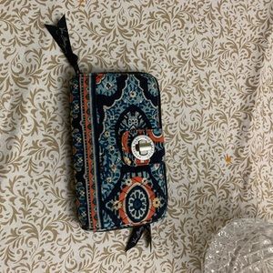 VERA BRADLEY WALLET